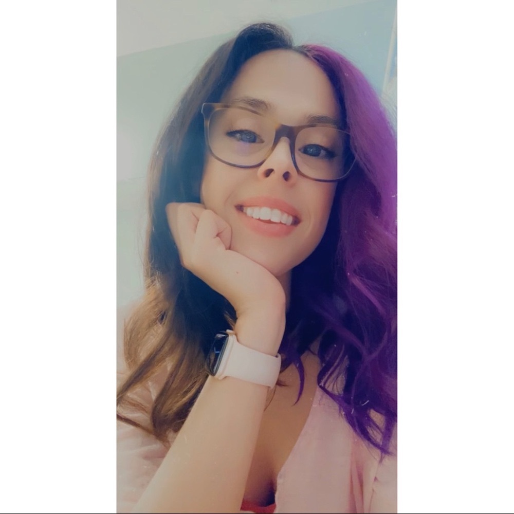 Meet your Posher, Ashley